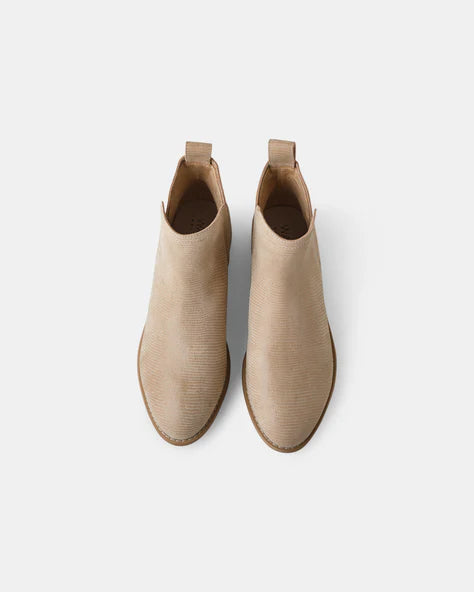 Walnut Douglas Leather Boot - Latte