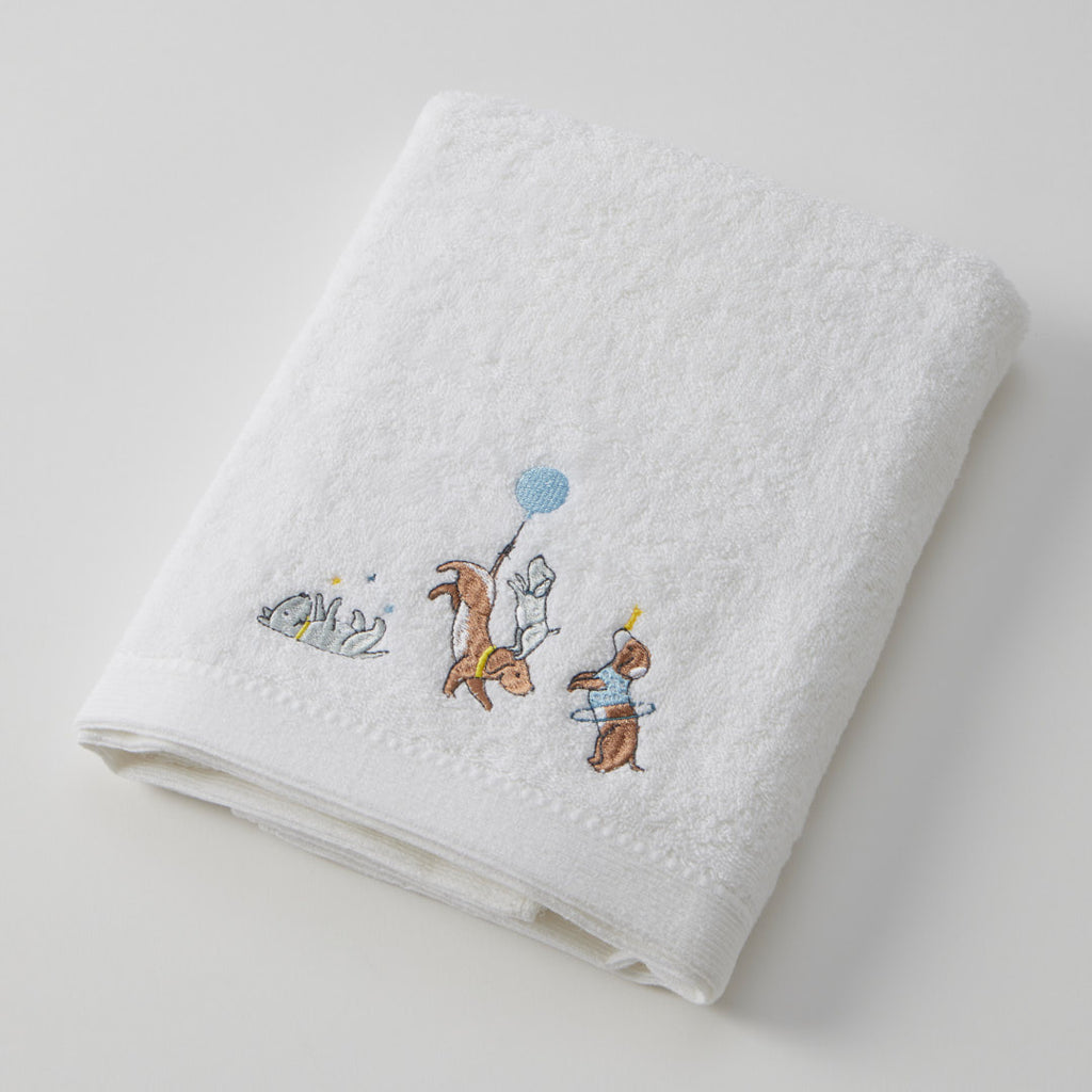 Jiggle & Giggle Puppy Play Bath Towel & Face Washer
