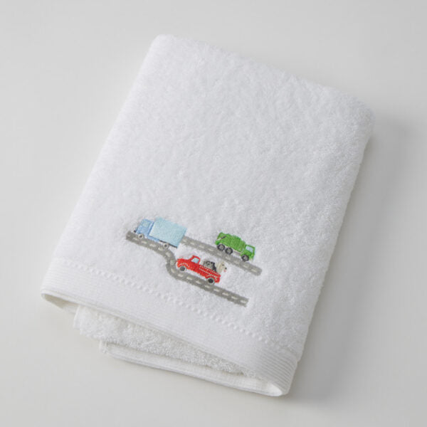 Jiggle & Giggle Trucking Along Bath Towel & Face Washer