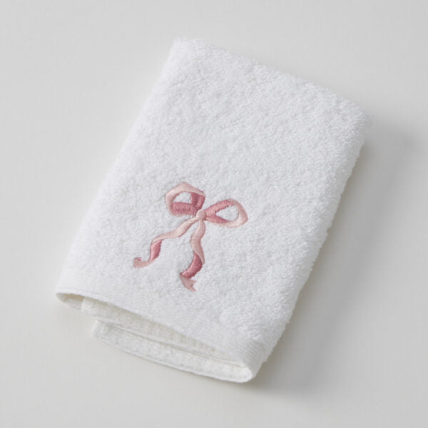 Jiggle & Giggle Bows Love Bath Towel & Face Washer