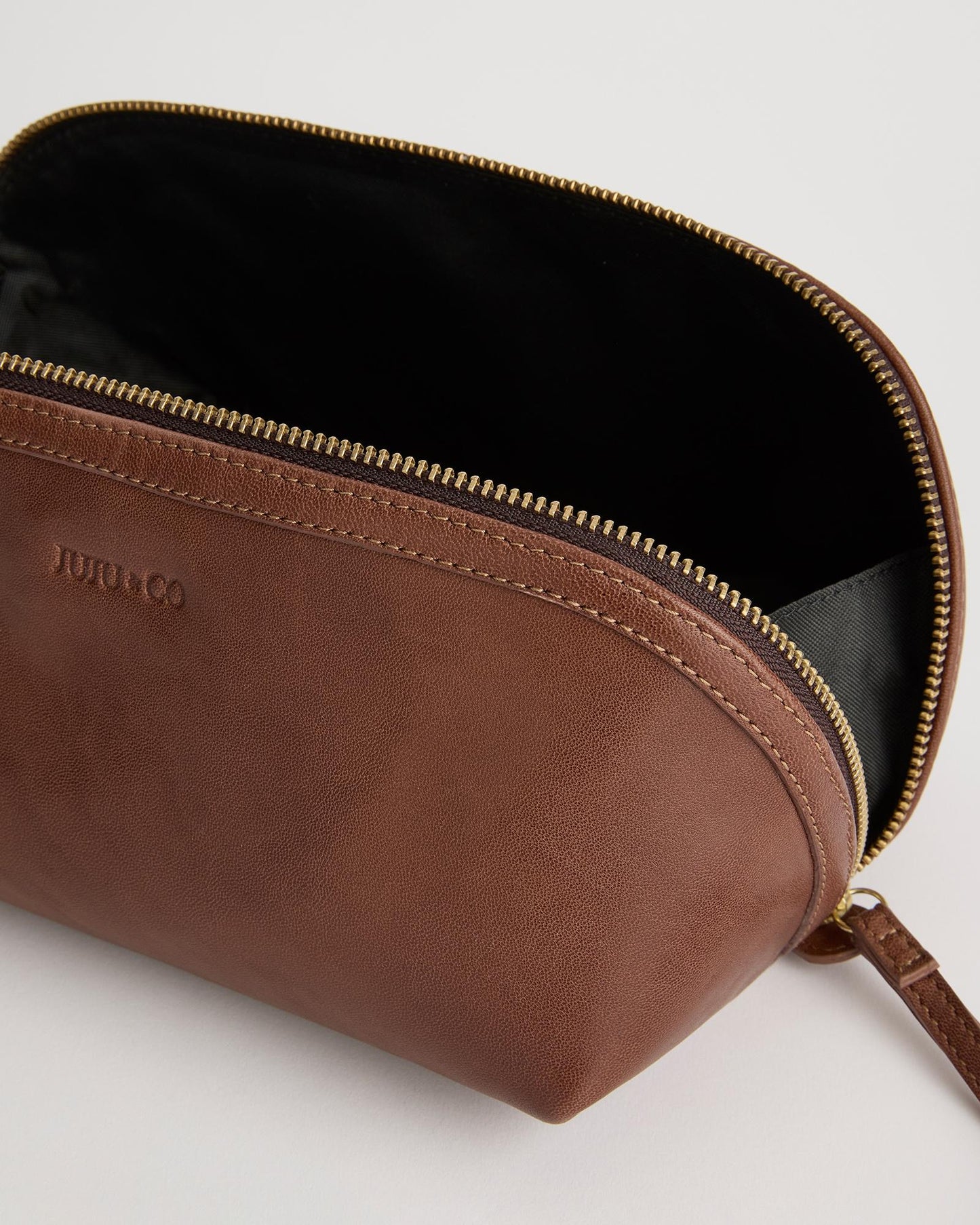 Juju & Co. Transit Pouch