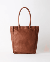 Load image into Gallery viewer, Boston Tote - Cognac
