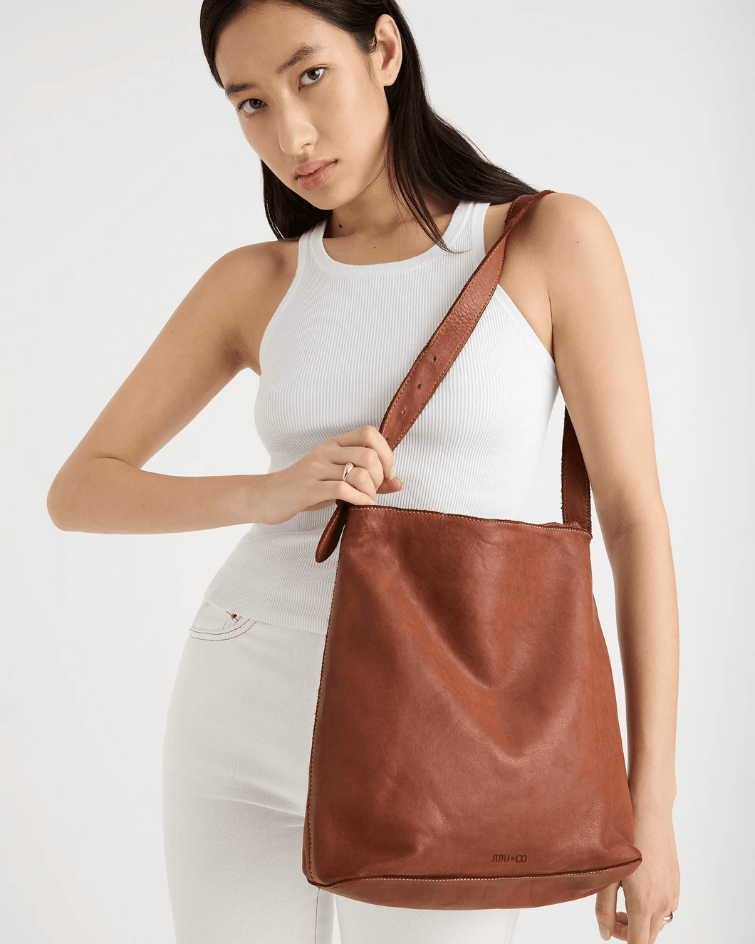 Bucket Tote- Cognac
