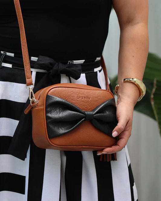 Sally with a Bow | Tan/Black