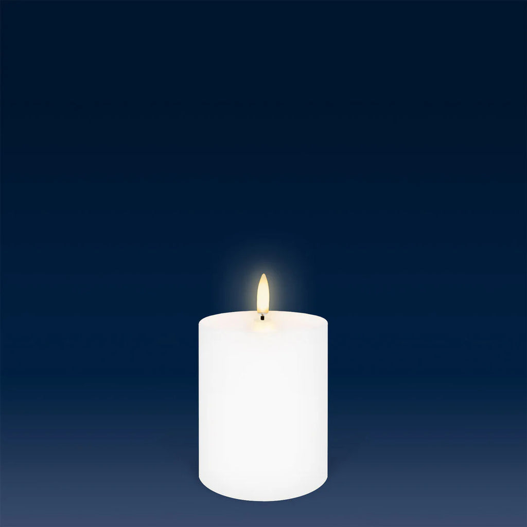 Uyuni Small Flameless Pillar Candle - Nordic White