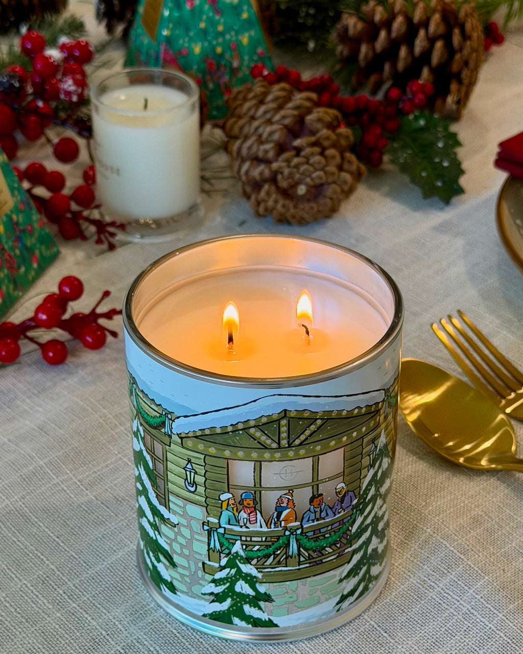 White Christmas 380g Candle - 2026 Christmas collection, image 3