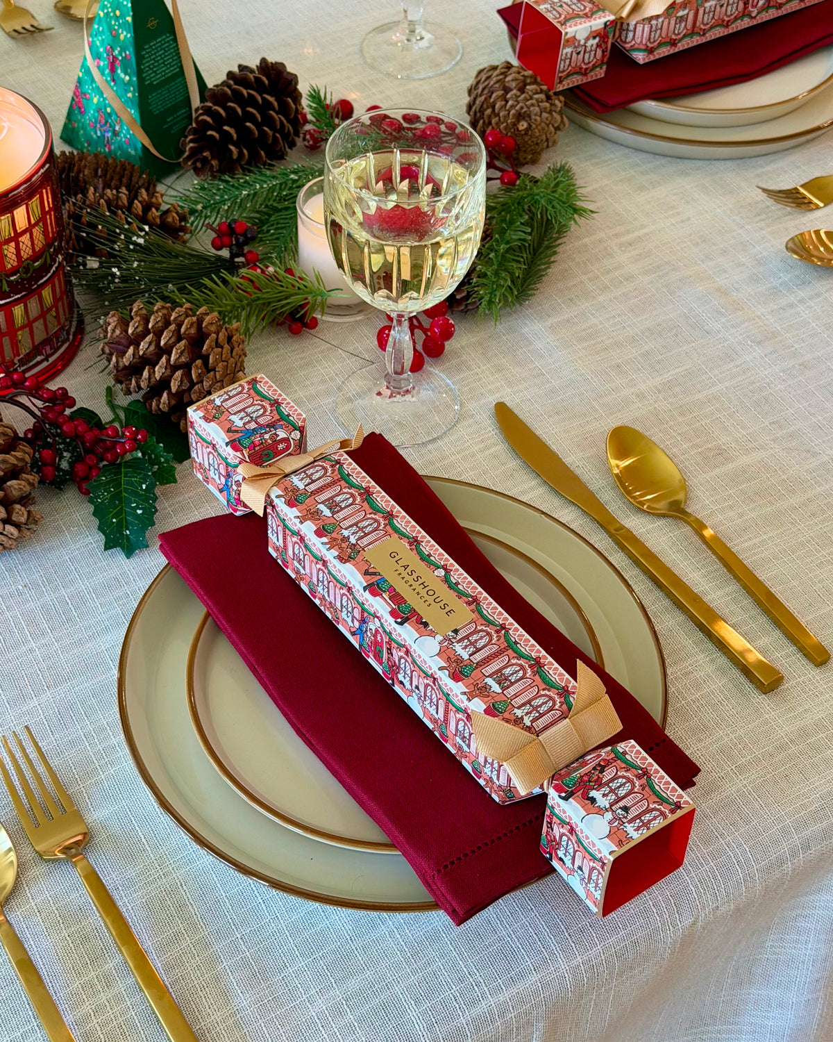 Kyoto in Bloom Christmas Bon Bon - 2026 Christmas collection, image 3