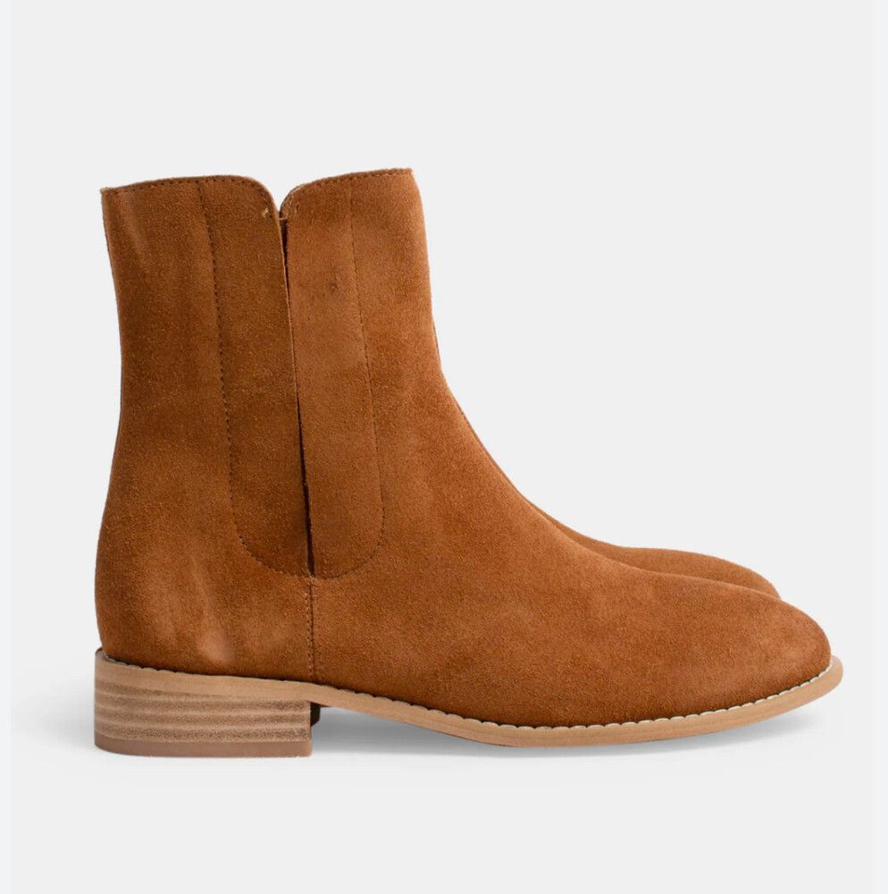 Walnut Denmark Leather Boot - Caramel Suede
