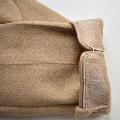 Tan Three Buttons Gloves