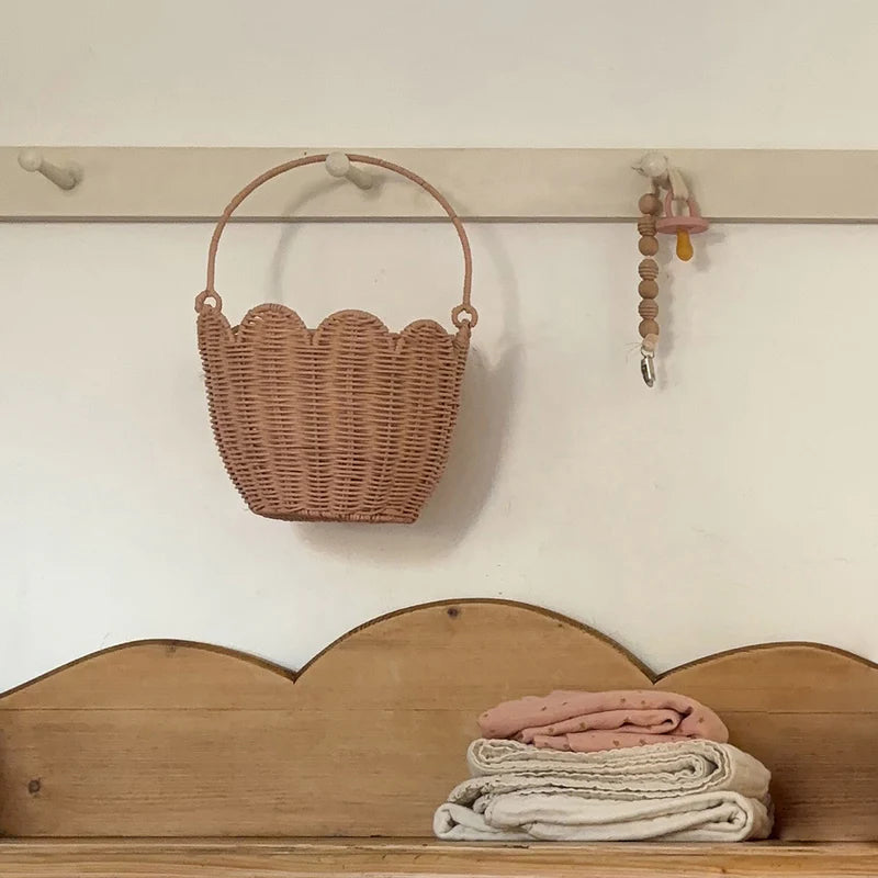 Dinkum Dolls Rattan Tulip Carry Basket - Seashell Pink