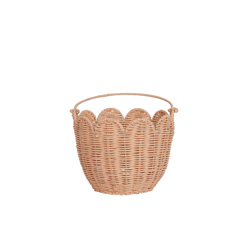 Dinkum Dolls Rattan Tulip Carry Basket - Seashell Pink