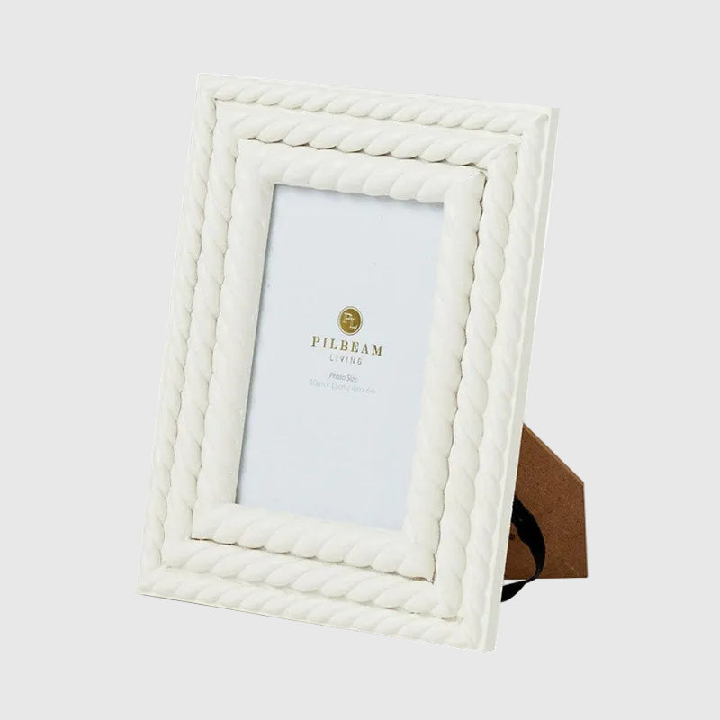 Trentham white 4 x 6 photo frame