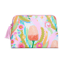 Load image into Gallery viewer, Vanity Bag- Paper Daisy
