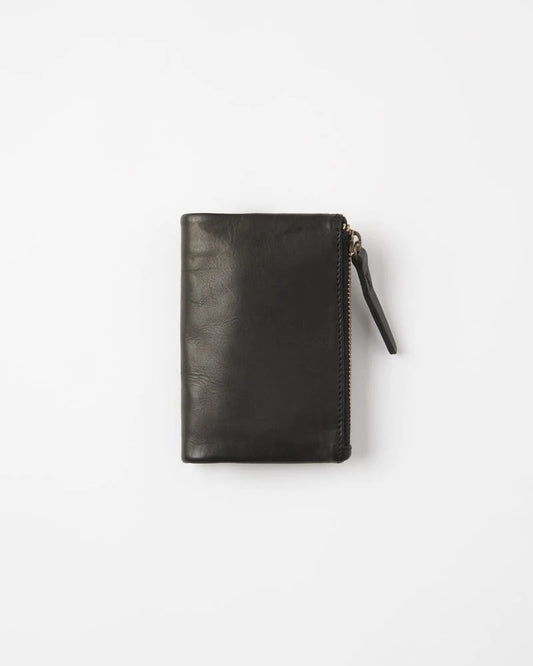 Juju & Co. Small Capri Wallet- Black