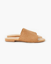 Load image into Gallery viewer, Veda Leather Slide - Tan
