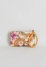 Load image into Gallery viewer, Card Purse- Floral
