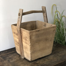 Load image into Gallery viewer, Vintage Chinese Rice Bucket

